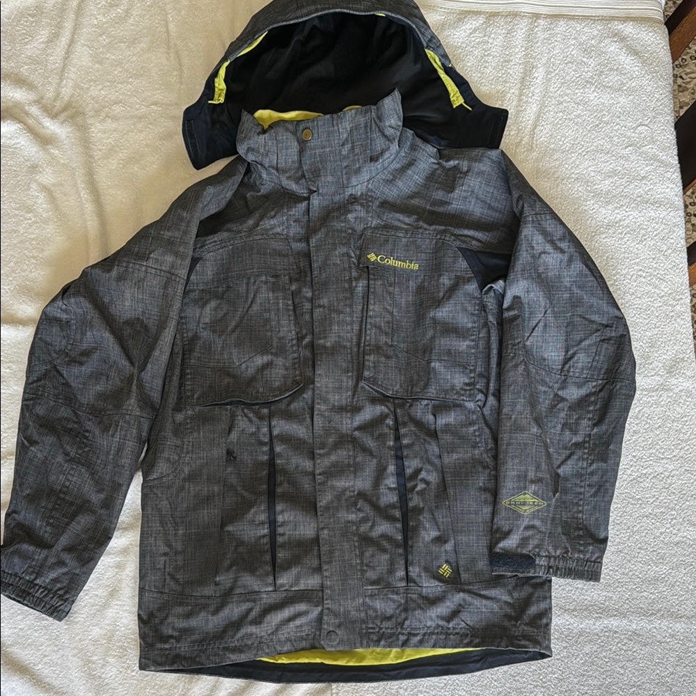 Columbia Charcoal Ski/Snowboard Jacket with Lime Accents